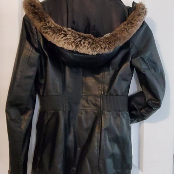 Danier Leather Jacket - Picture 7 of 13